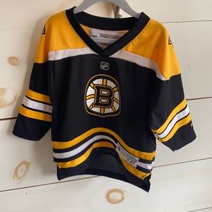 Bruins Jersey Fits 2-4T